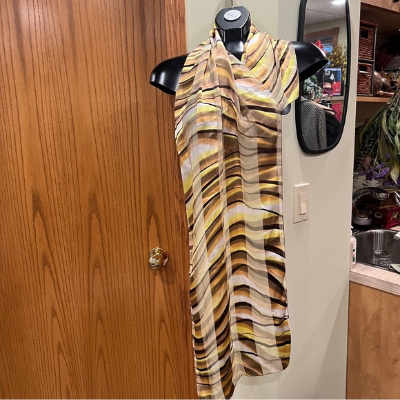 Silk rectangle scarf: golds and tan. - Picture 3 of 5